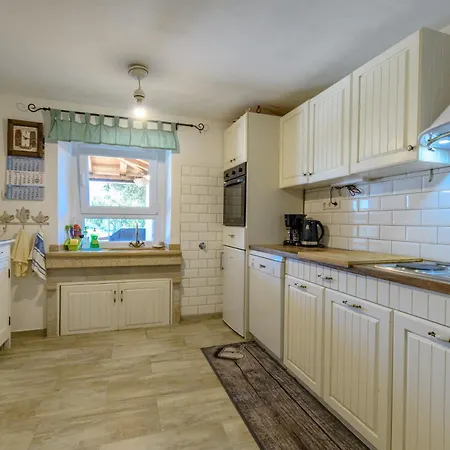 House Ana Vakantiehuis *