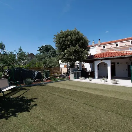 House Ana Holiday home Lopar